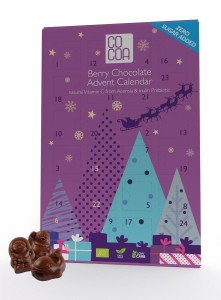 Kalendarz adwentowy z czekolady jagodowej z witaminą c z aceroli bez dodatku cukru BIO 180 g od  COCOA
