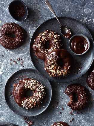 PĄCZKI CZEKOLADOWE BEZGLUTENOWE (czas: 45 min.)