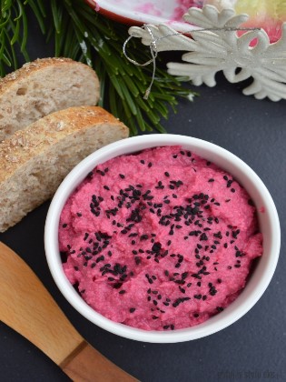 HUMMUS BURACZKOWY (CZAS: 10 min.)