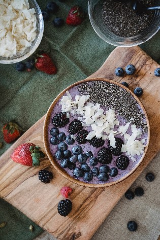 CZEKOLADOWE SMOOTHIE BOWL (czas: 10 min.)