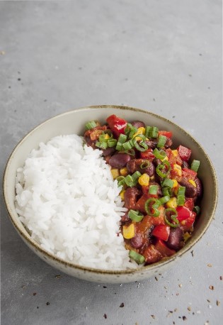 WEGAŃSKIE CHILI Z KAWĄ (czas: 10 min.)